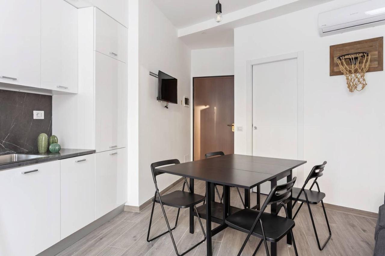 밀라노 Modern And New Flat In Duomo Area 아파트 외부 사진